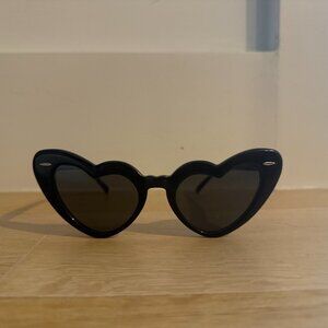 Takesh Heart Cat Eye Sunglasses - Excellent